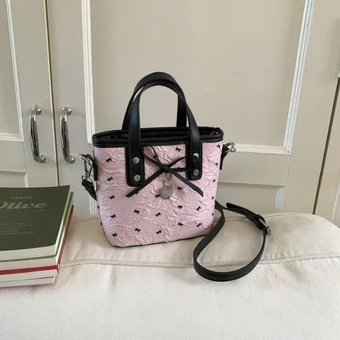 Damen Schleife Schultertasche PU Leder Plissiert Umhängetasche Mode Pendeln Süßen Stil Tote Satchel Messenger