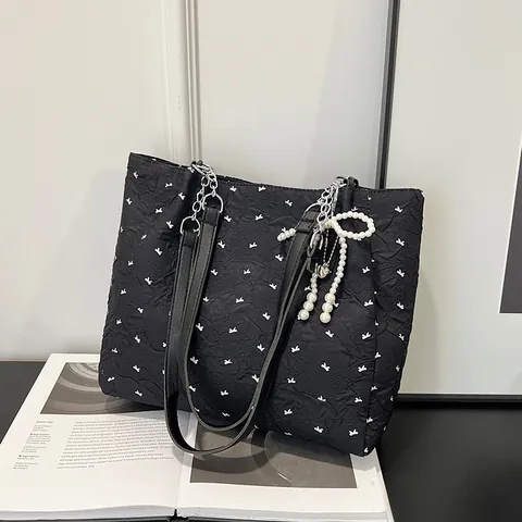 Lässige Plissierte Tragetasche Für Damen Große Kapazität Nylon Umhängetasche Schleife Druck Handtasche Mit Perlenanhänger