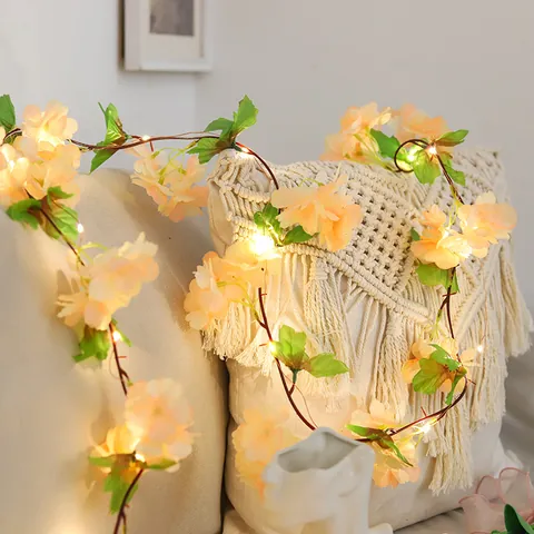 Guirnalda de Luces LED de Ratán con Flores de Cerezo Nórdico Enredadera de Flores de Seda Artificial Decoración de Hojas Verdes para Hogar Boda Fiesta