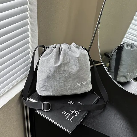 Fashion Women Nylon Drawstring Bucket Bag Large Capacity Lightweight Shoulder Crossbody Bag Casual Daily Versatile Handbag