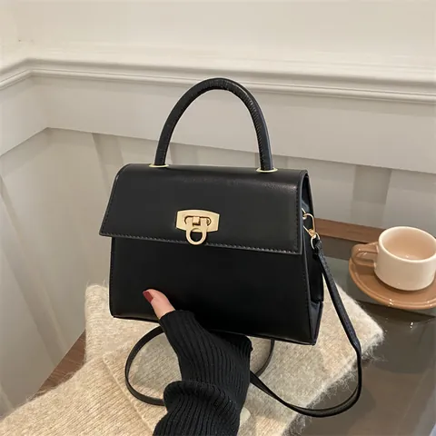 Damen PU Leder Umhängetasche Kleine Quadratische Handtasche Mit Metallschloss Elegante Koreanische Mode Einfarbige Schultertasche