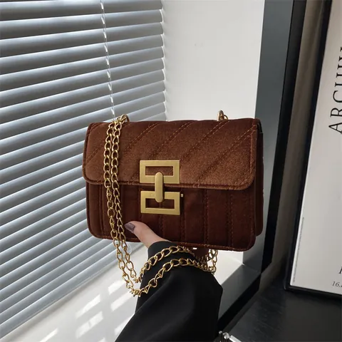 Retro Velvet Quilted Chain Crossbody Bag For Women Fashion Small Square Shoulder Bag With Metal Lock Evening Clutch Bag