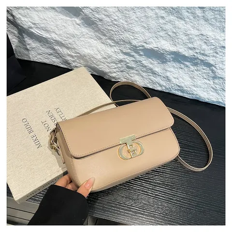 Sac à Épaule Femme Mode en Cuir PU Élégant Sac Bandoulière Sous l'Aisselle Avec Boucle en Métal Bandoulière Réglable