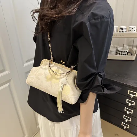 Damen Vintage Floral Jacquard Abendtasche Gold Metall Kettenriemen Quaste Klickverschluss Umhängetasche Für Hochzeit Party Schmuck