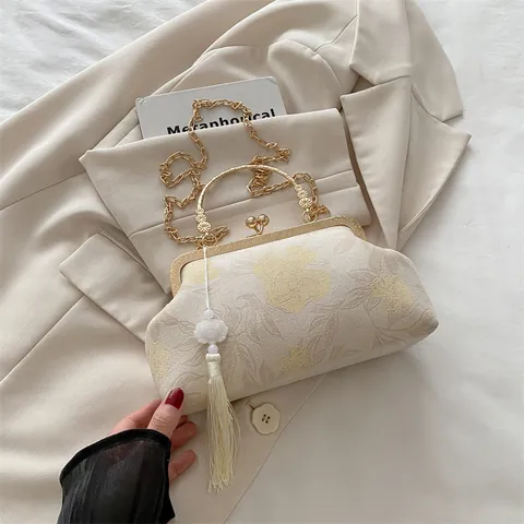 Bolso de Mano Retro Estilo Chino Con Bordado Floral Elegante Bolso de Noche para Boda Fiesta Con Cadena y Borla