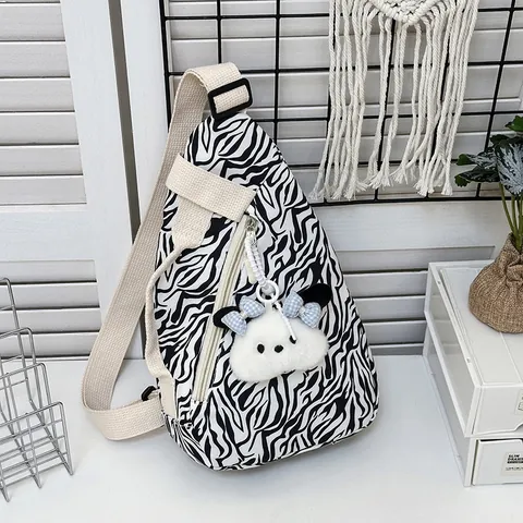 Γυναικεία Χαριτωμένη Τσάντα Στήθους PU με Animal Print Σχέδιο Πεταλούδα Τσάντα Sling Μόδα Streetwear με Λούτρινο Κρεμαστό Σκύλο