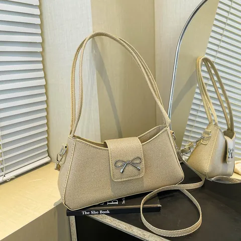 Bolso de Axila de Cuero PU de Moda para Mujer Lazo Decorativo Bolso Baguette Color Sólido Bolso de Hombro para Uso Diario