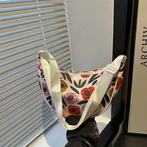 Bolso Bandolera de Media Luna Casual para Mujer con Estampado Floral y Rayas Bolso de Hombro de Cuero PU Ligero
