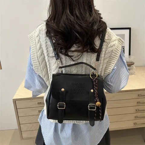 Vintage PU Leather Backpack For Women Fashion Niche Design Shoulder Bag Solid Color Commuter Handbag With Metal Buckle