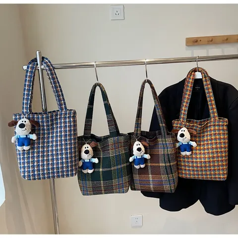 Women Vintage Plaid Woolen Tote Bag Large Capacity Korean Style Houndstooth Shoulder Bag With Puppy Plush Charm