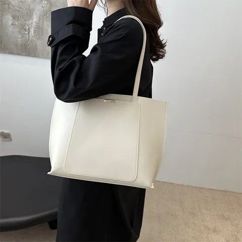 Women Minimalist Large Capacity PU Leather Tote Bag Casual Commute Shoulder Handbag With Magnetic Closure Metal Decoration Lady Purse