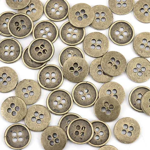 Vintage Runde Zinklegierung Metall Knöpfe Antike Bronze Vier-Loch-Knöpfe Für Windmantel DIY Nähen Bastelzubehör
