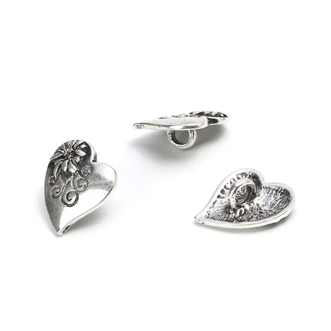 Vintage Zinc Alloy Heart Shaped Shank Buttons Floral Engraved Antique Silver Finish Decorative Metal Buttons For Coat DIY Sewing