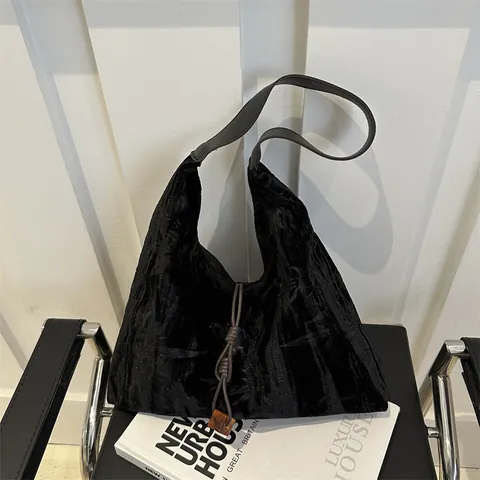 Women Chinese Style Pleated Tote Bag Large Capacity Bamboo Leaf Pattern Shoulder Bag With Amber Pendant Fashion Hobo Bag