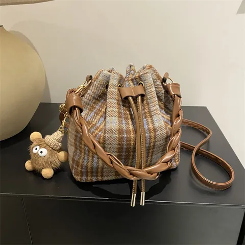 Women's Retro Plaid Tweed Bucket Bag With Woven Handle Drawstring Shoulder Bag Vintage Crossbody Handbag For Daily Casual