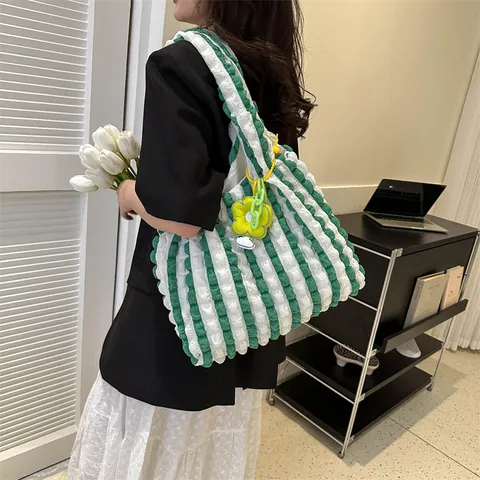 Women Popcorn Texture Canvas Tote Bag Large Capacity Plaid Shoulder Bag With Flower Charm Casual Daily Handbag