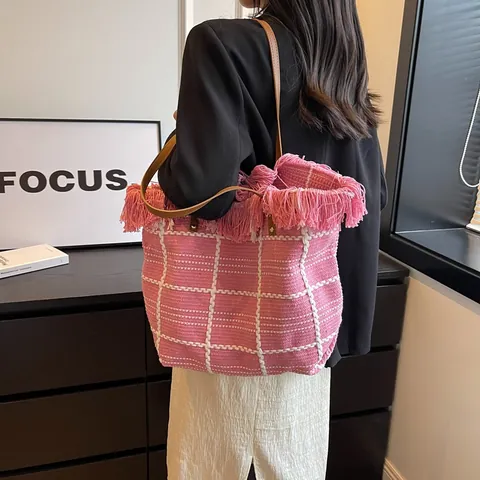 Tote Bag Femme en Fil de Laine à Carreaux Grande Capacité Sac à Épaule Décontracté Avec Glands et Bandoulières en Cuir PU