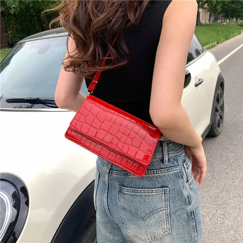 Damen Elegant Krokodilmuster PU Leder Kleine Quadratische Tasche Mode Handheld Schulter Umhängetasche Verstellbarer Gurt