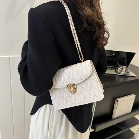 Bolso Bandolera Acolchado para Mujer Diseño en V Correa de Cadena Bolso Cuadrado Pequeño Con Cierre Metálico Cuero PU