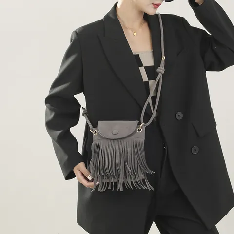 Women's Vintage Faux Suede Tassel Crossbody Bag Bohemian Style Small Square Phone Bag With Fringe Flip Magnetic Closure