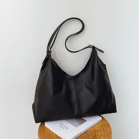 Women's Retro Large Capacity Tote Bag Minimalist PU Leather Shoulder Underarm Bag Solid Color Commute Daily Handbag