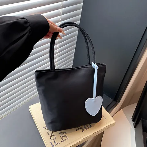 Simple Fashion Nylon Tote Handbag With Heart Pendant Lightweight Solid Color Hand Bag For Women Daily Work School Travel