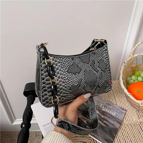 Women Underarm Bag Snake Pattern PU Leather With Thick Acrylic Chain Fashion Shoulder Bag For Daily Use Elegant Trendy