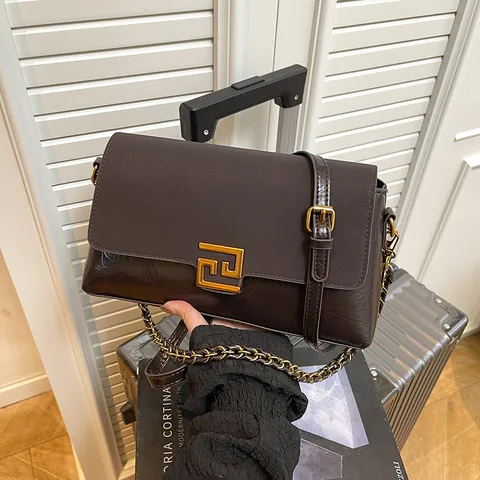 Bolso de Hombro de Cuero PU Plisado Vintage para Mujer Hebilla Geométrica Dorada Correa de Cadena Bolso de Axila Moda