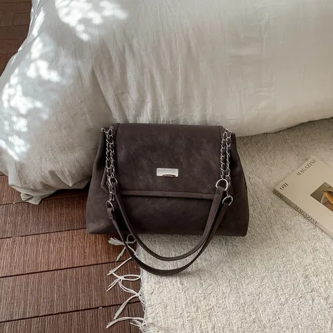 Women Retro Matte PU Leather Flap Shoulder Bag With Chain Strap Minimalist Crossbody Bag Large Capacity Commuter Square Bag