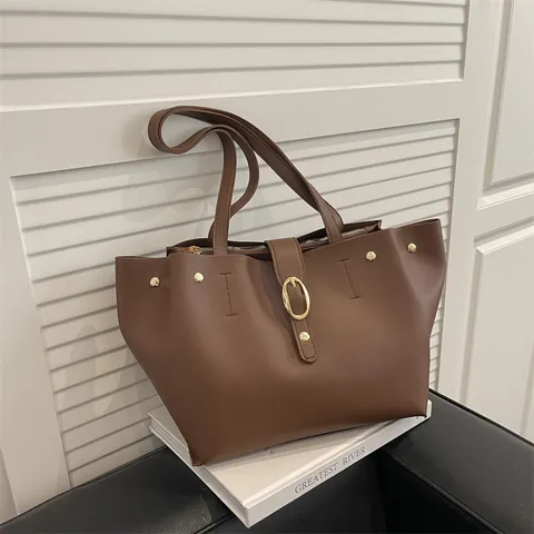 Women Vintage Synthetic Leather Tote Bag Large Capacity Commuter Shoulder Bag With Golden Buckle Office Handbag Casual Bag