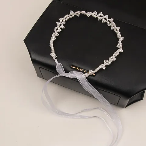 Elegantes Künstliche Perlen Gewebtes Haarband Mit Weißem Organzaband Für Damen Hochzeit Party Fee Stil Dual Use Choker Kopfschmuck