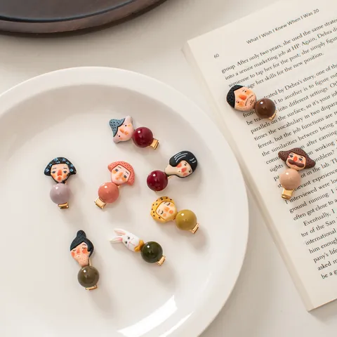 Lustige Cartoon Menschliches Gesicht Haarspange Mit Harzperle Mini Entenschnabel-Clip Süße Bunte Charakter Pony Clip Damen Mädchen Haarschmuck