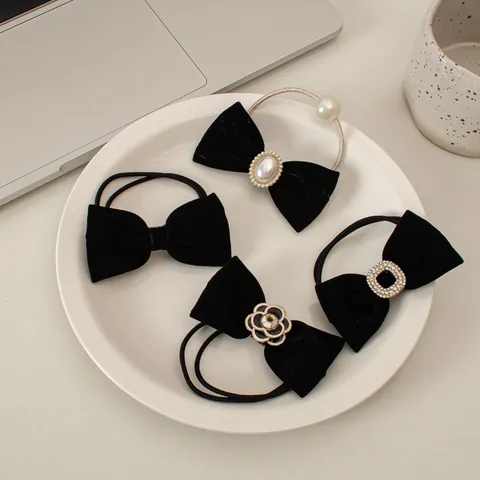 Elastici per Capelli e Fermagli in Velluto Nero Vintage con Fiocco Künstliche Perle Sintetiche Strass Elegante Fiore di Camelia per Donna Gioielli Capelli
