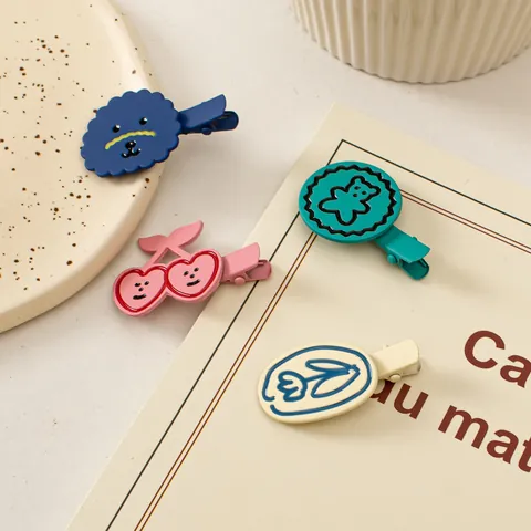 Cartoon Bär Hund Tulpe Herz Haarspangen Mattiertes Metall Entenschnabel Clips Süße Tier Haarschmuck Für Damen Mädchen