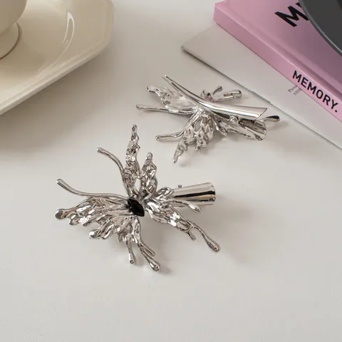 Molletta per Capelli a Farfalla in Metallo Liquido Clip a Becco d'Anatra Argento Forcine Punk Minimaliste Clip Laterale Estetica Per Accessori Capelli Donna