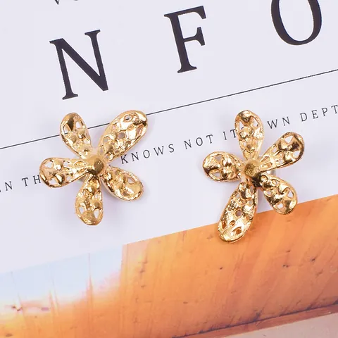 Legering Holle Vijfbladerige Bloem Charm Met Imitatieparel Strass Voor Haaraccessoires Tas Kleding Sieraden Maken Elegant Vintage Decor