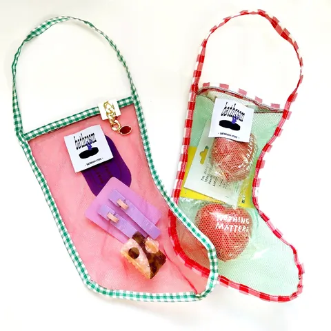 Creative Christmas Sock Shaped Mesh Storage Bag With Gingham Trim Hanging Gift Bag For Bathroom Home Holiday Decoration