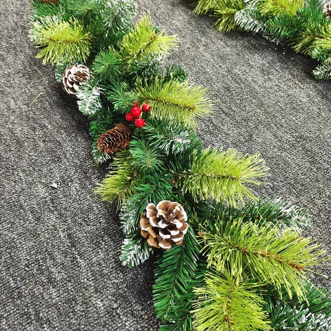 Extra Long Christmas Garland PVC Pine Needle Vine With Pinecones Red Berries Snow Flocked For Home Staircase Decor Festive Ornament