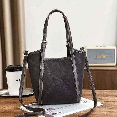 Damen Retro PU Leder Tote Bucket Bag Große Kapazität Commuter Umhängetasche Mit Verstellbarem Riemen Gold Hardware