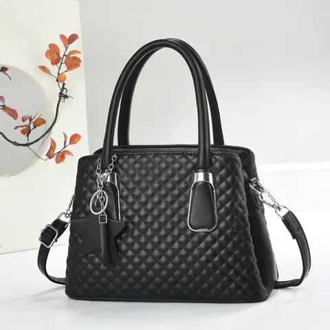 Women Quilted Synthetic Leather Handbag Elegant Rhombic Pattern Shoulder Crossbody Bag With Star Pendant For Daily Use
