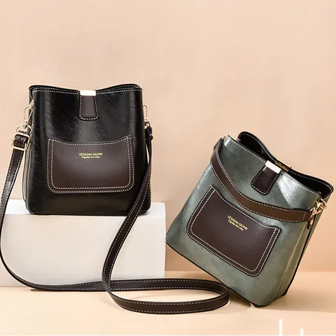 Sac Seau pour Femme Vintage Couleur Contrastée en Cuir PVC Mode Surpiqûres Sac à Bandoulière Sac à Main Matériel Doré Bureau Sac Quotidien