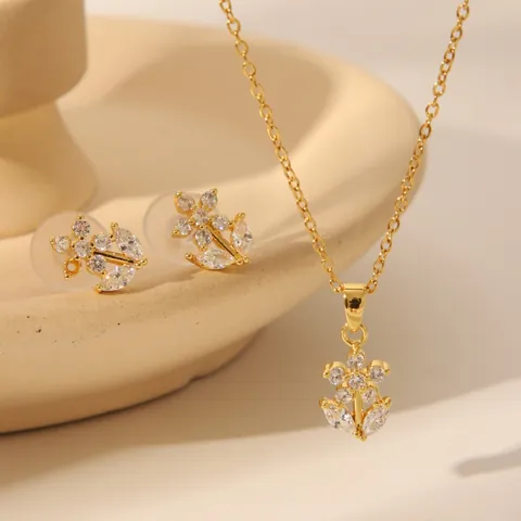 18K Vergulde Koperen Vlinder Bloem Hart Zirkonia Emaille Ketting Oorbellen Sieradencollectie Voor Vrouwen Jubileumcadeau
