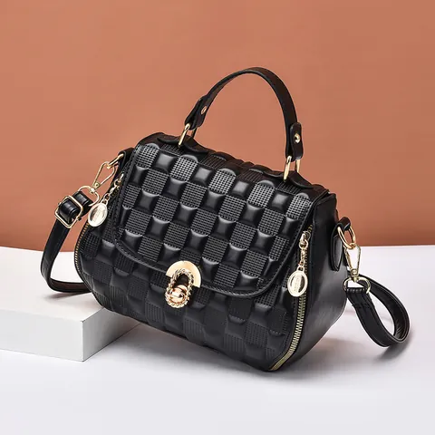 Donna Trapuntata Borsa a Spalla in Pelle PU Rilievo Borsa a Mano Con Hardware Dorato Tracolla Regolabile Borsa a Tracolla