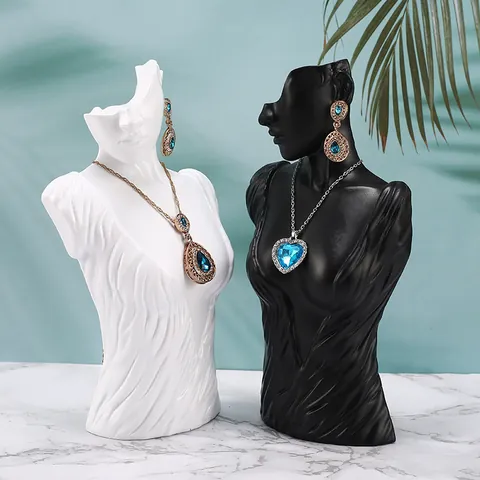 Modern Artistic Resin Bust Jewelry Display Stand For Necklace Earring Mannequin Head Chest Jewelry Storage Photography Prop