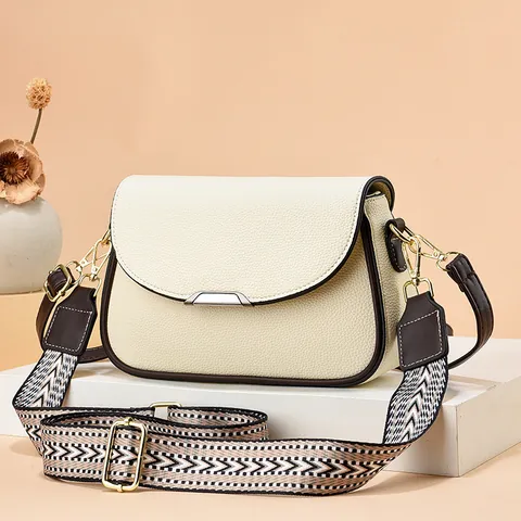 Women PU Leather Crossbody Bag Fashion Wide Woven Strap Lychee Texture Saddle Bag Versatile Shoulder Handbag Daily Purse
