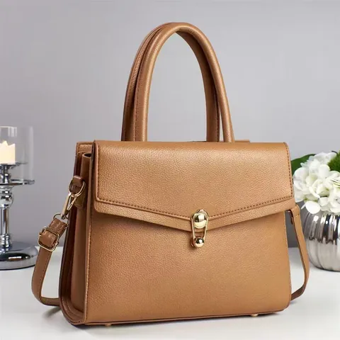 Women Litchi Grain PU Leather Handbag Large Capacity Commuter Shoulder Bag With Golden Lock And Adjustable Strap Flap Tote