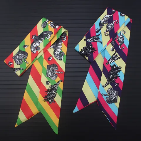 Foulard Twilly in Satin con Stampa a Righe Geometriche e Corona Vintage per Donna Nastro per Capelli e Manico della Borsa