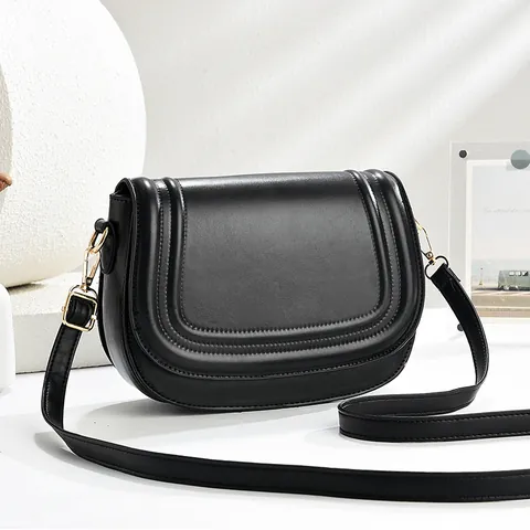 Borsa a Sella da Donna Minimalista in Pelle PU Design a Ferro di Cavallo Tinta Unita Patta Borsa a Tracolla alla Moda