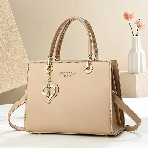 Sac à Main de Luxe en Cuir PU Grande Capacité Sac Bandoulière pour Femmes Avec Pendentif Cœur en Künstliche Perle Cadeau de Mode Élégant