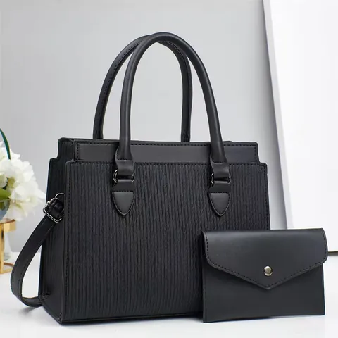 Women Vintage Pleated PU Leather Handbag 2-Piece Set Large Capacity Tote Bag With Matching Pouch For Daily Commuting